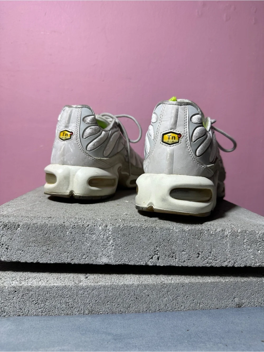 Nike Women's Air Max velvet Sneakers with White Sole